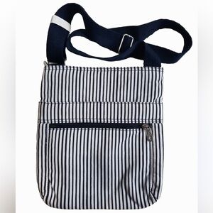 Thirty-One Purse Striped Navy White Crossbody Shoulder Bag Travel